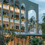 Flower & Hotell 5*