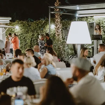 Flower & 5* Golem (Tirana)