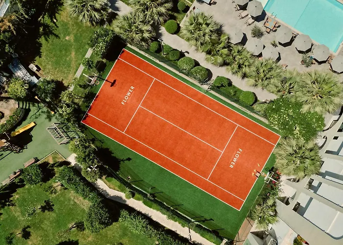 Hotel Flower & Golem (Tirana)