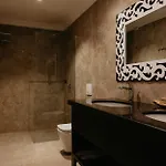فندق Flower & غوليم