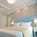 Flower & Hotell Golem (Tirana)