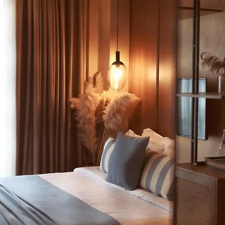 Flower & Otel