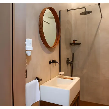 Flower Hotels&resorts 5* Golem (Tirana)