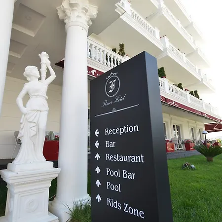 Flower & Hotel Golem (Tirana)