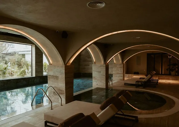 Flower & 酒店 格勒姆